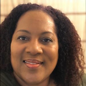 Meet your Posher, Renee